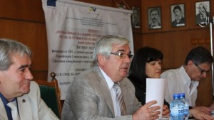 Проф Стойков се отказа от мястото си като общински съветник