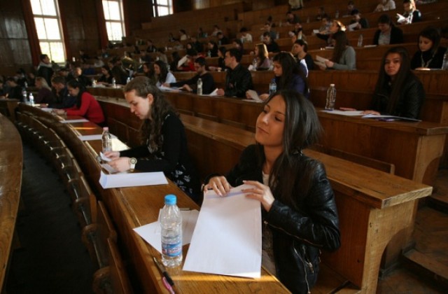 Сред специалностите на бъдещето са ИТ, медицина, био земеделие, редки езици