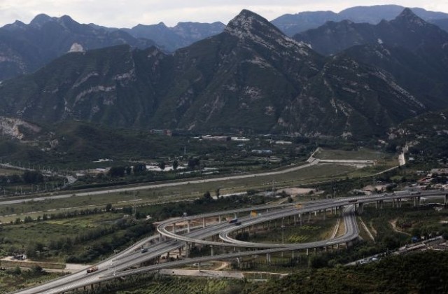 Китай строи магистрала за 9 млрд. долара за зимните Игри през 2022 г.