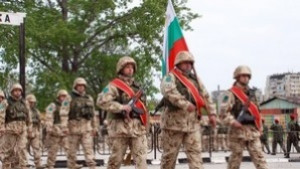 Военният министър изпраща 30ия контингент на мисия в Афганистан