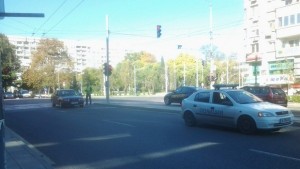 Пенсионер с БМВ блъсна пенсионерка на крака