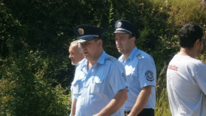 Полицаи блокират прохода Шипка тази вечер