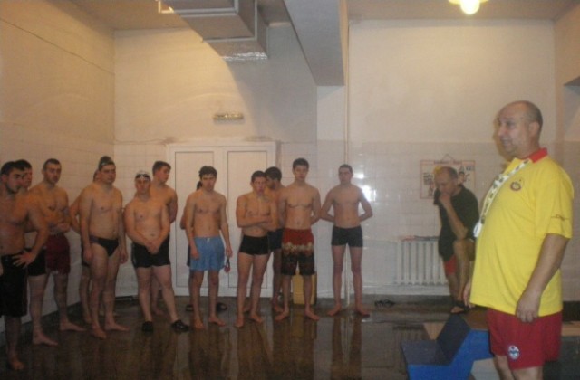 БЧК- Кюстендил ще обучава водни спасители в басейн в Сапарева баня