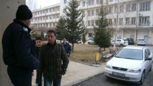 Митинг пред Областната полицейска дирекция