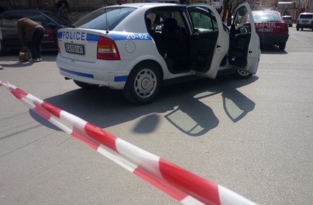 Кола блъсна пешеходец и в Сливен