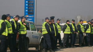 Полицаи блокираха трафика в Благоевград