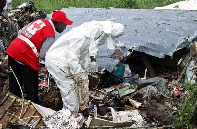 Взрив в двигателя е предизвикал падането на руския самолет