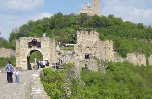 Пет години чешки майстори правят камбаните за спектакъла Звук и светлина