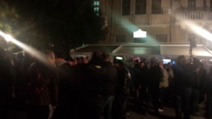 Полицаите отново се събраха на мирно шествие