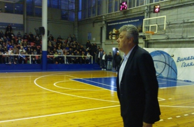 Спас Натов: Предстоят ни много тежки мачове