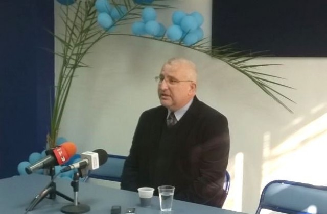 Евродепутат:Скоро ще има светкавично справяне с проблема с бежанците