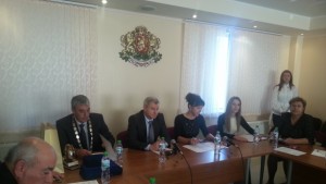 Общинските съвети в Борово и Две могили започнаха работа