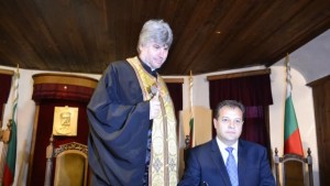 Д Панов положи клетва като кмет увери че ще работи