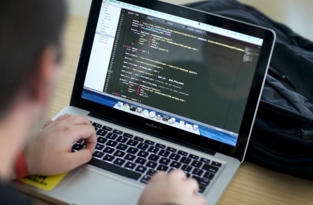 Хакери разбиха защитите и на ФБР