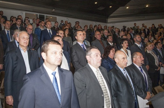 Кметът и съветниците се заклеха