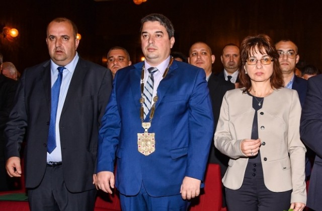 Даниел Костадинов започна третия си мандат като председател на Общинския съвет в Г. Оряховица