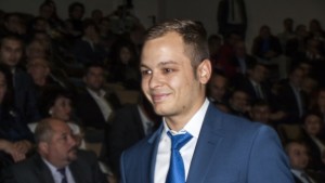 Наймладият в Общинския съвет е само на 23 СНИМКИ