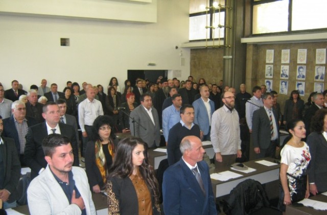 Ани Йорданова е най- младия общински съветник в Дупница