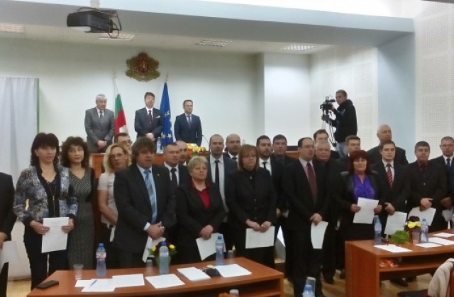 Кристиян Кирилов от ГЕРБ е новият председател на Общинския съвет в Свищов