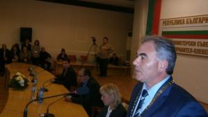 Георг СпартанскиТъргуването на политическо влияние срещу икономическа власт категорично приключва