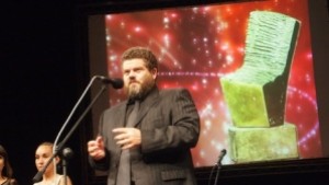 Виктор Бойчев преизбран за директор на Кукления театър
