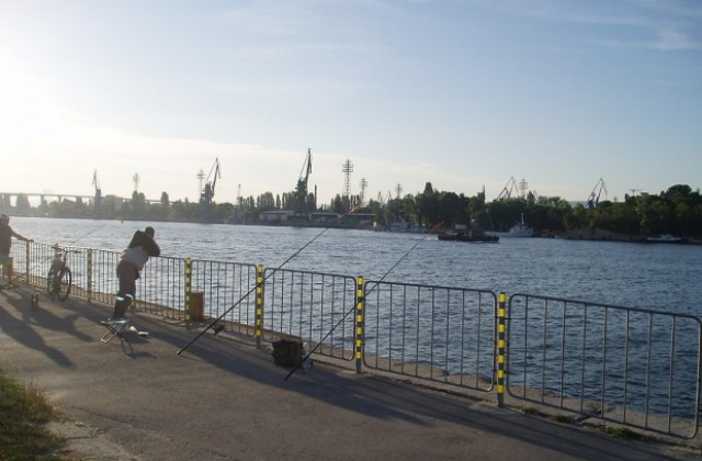 Тяло на мъртва жена изплува край Аспарухово