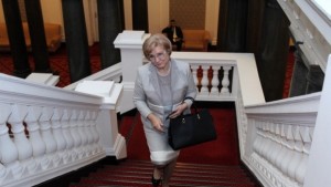 Бюджетната комисия прие бюджета на ДОО с вяла дискусия