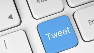 Издирват чрез Twitter близки и приятели изчезнали след атентатите