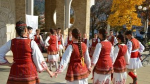Наградиха участници в акцията Сливи за смет