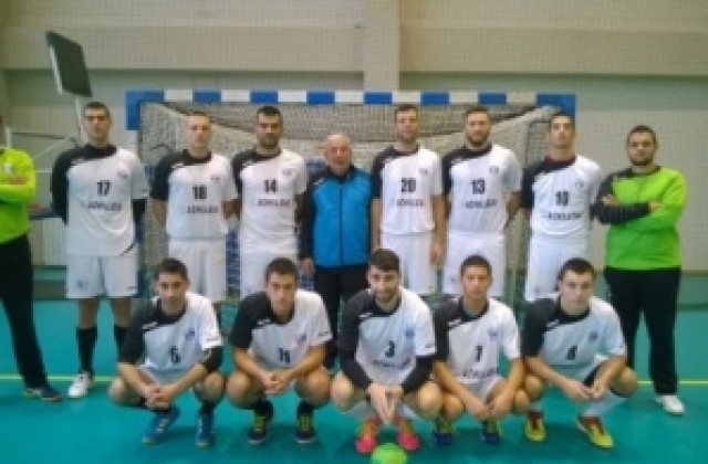 Хандбал: Нова победа за „Локото”  и реми за „Спартак”