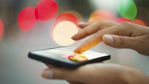 Смартфоните се включват в битката срещу рака