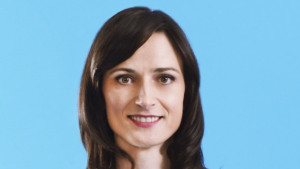 Мария Габриел обявява национален ученически конкурс по темата за миграцията