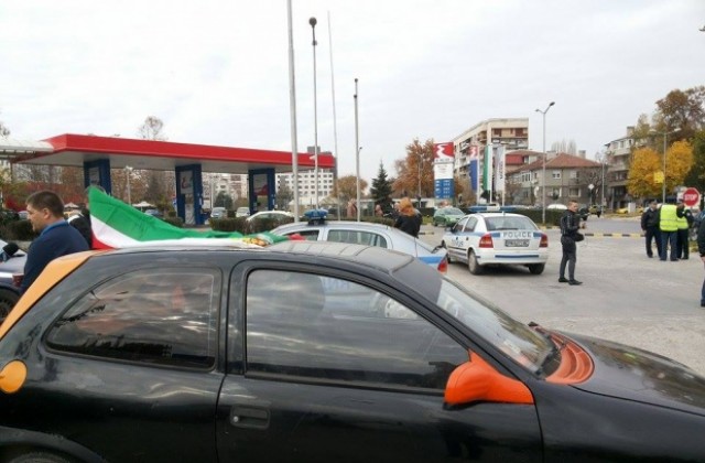 Пловдивчани организираха автошествие срещу увеличението на цените на винетките