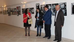 Изложбата Река на толерантността бе открита в галерия Гъбенски в