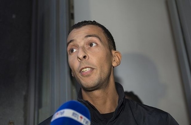 Братът на оцелелия терорист от Париж го зове да се предаде