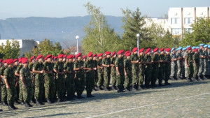 Министър Ненчев намали дневния порцион на курсантите