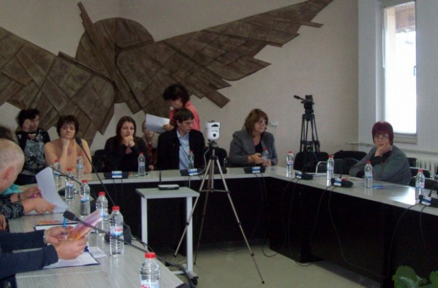 Представиха проект „Нямаш власт над мен