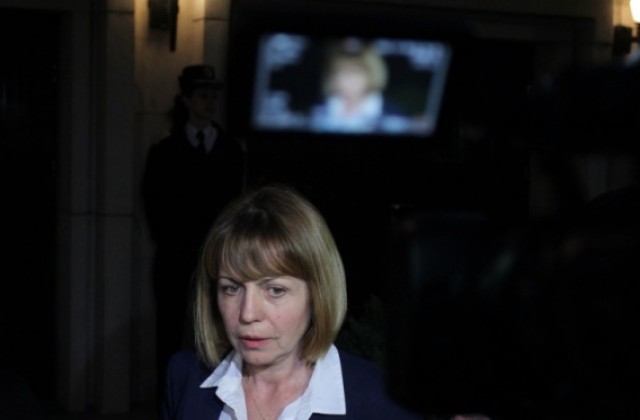 Фандъкова без сериозни промени в екипа, ще приеме оставката на Диков