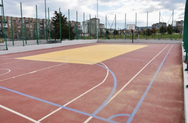 Мултифункционална спортна площадка откриват в Г. Оряховица