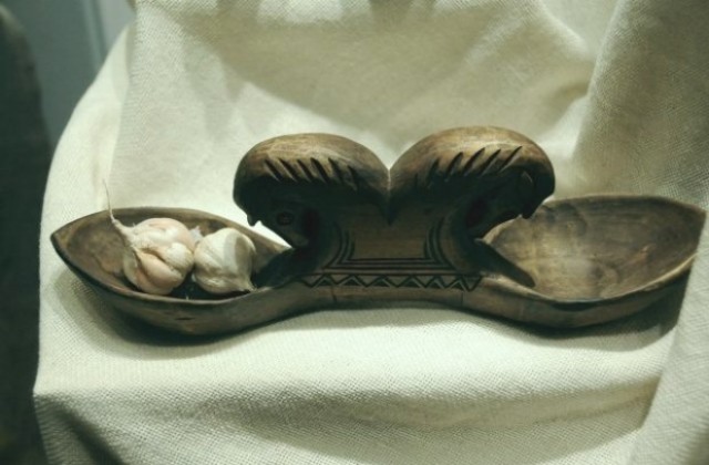 АЕК „Етър“ представя изложба на зооморфни мотиви в дървообработващите занаяти