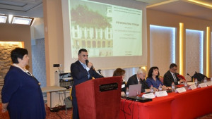 Осигуряването на добра среда за образование и развитие на младите