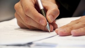 С часове наддават за Виваком в Лондон