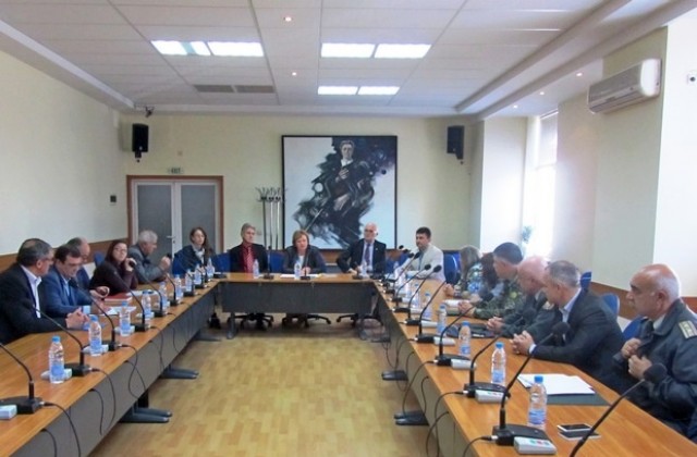 Кметът на Ловеч проведе работна среща с представителите на МВР, съда и ДАНС