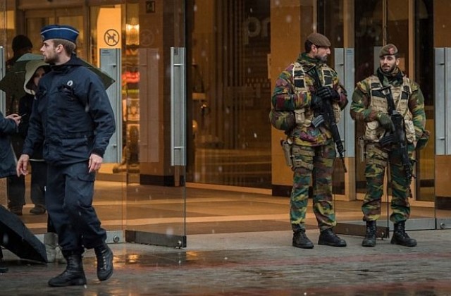Равнището на терористична заплаха в Брюксел е повишено до максималното