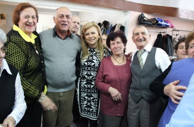 Депутатът Светлана Ангелова участва в честване на Деня на християнското семейство