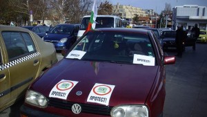 Шофьори протестираха в Добрич срещу поскъпването на винетките