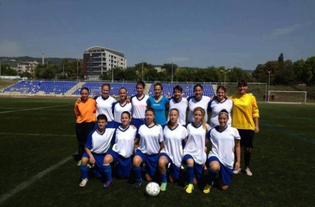 Варненка става помощник-треньор в националния по футбол