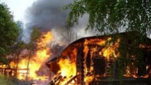 12 000 бали слама изгоряха в Черногорово