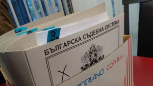 Делото за балотажа между Тотев и Атанасов е обявено за