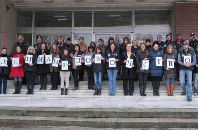 Музейни работници и галеристи излязоха на протест в Деня на недоволството